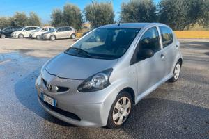 Toyota Aygo 1.0 12V VVT-i 5 porte Sol