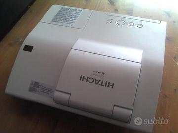 Hitachi proiettore raggio corto ottica corta