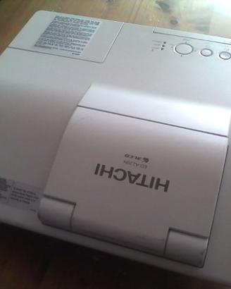 Hitachi proiettore raggio corto ottica corta