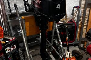 Motore Mercury fuoribordo 4 cavalli