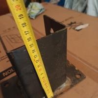 Stafa supporto palo in legno pilastro in acciaio 
