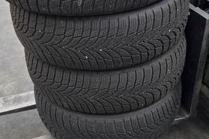Gomme invernali  Toyota rav 4