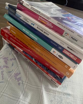 Libri classe I amministrazione finanza e marketing