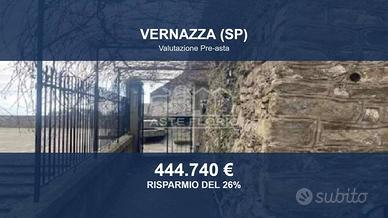 Immobile in asta di 165 m² con più di 5 locali a V