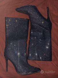 stivali neri con tacco brillantinati