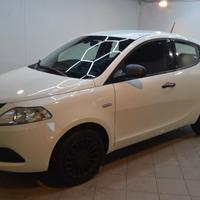 LANCIA Ypsilon 1.2 69 CV 5 porte