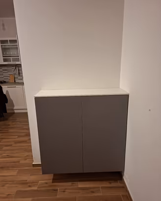 Mobiletto dispensa/credenza moderno bicolore