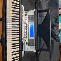 Pianola Yamaha PSR-550 + Accessori