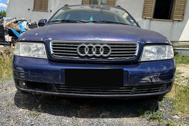 Audi A4 1999 RICAMBI