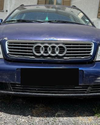 Audi A4 1999 RICAMBI