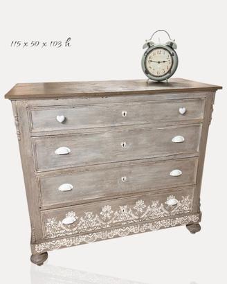 Cassrttiera shabby