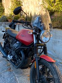 Moto Guzzi V7 lll stone