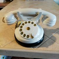 Telefono d'epoca anni '50 in bachelite 