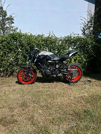 Yamaha mt-07