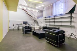 Ampio ufficio in Corso Sempione 36