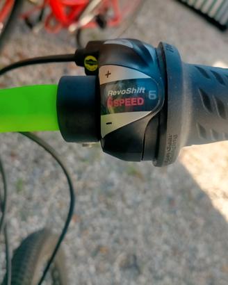 Bicicletta Mountain Bike