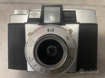 Macchina fotografica Agfa Isoly