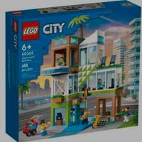 Lego city 60365 apartment building 