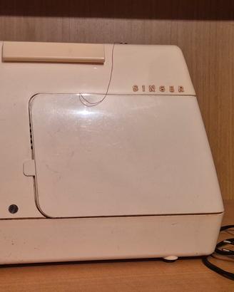 Macchina da cucire Singer Starlet Vintage anni 70