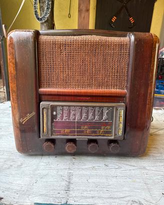 Radio d’epoca Allocchio Bacchini 530s