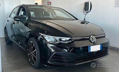 Volkswagen Golf VIII