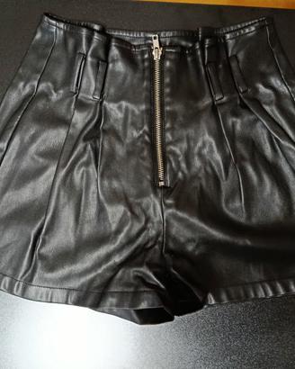 pantaloncini in ecopelle