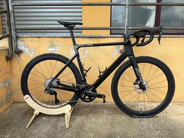 Whistle VAERO 2R Ultegra DI2