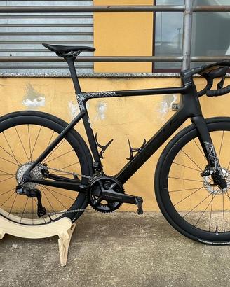 Whistle VAERO 2R Ultegra DI2
