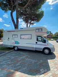 Adria coral 670dk
