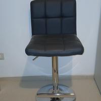 Sgabello altezza regolabile 