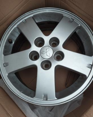 cerchi da 16 e gomme 