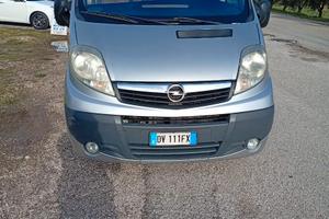 9 POSTI  OPEL VIVARO