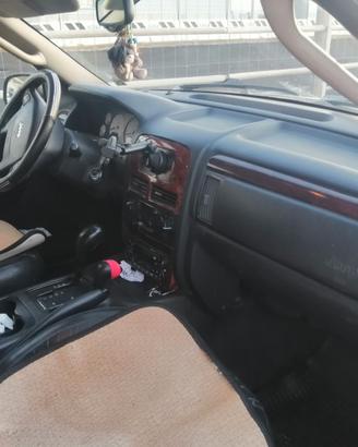 auto e visibile a golfo aranci anche per  prova