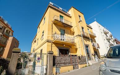 BILOCALE IN ZONA CAPPUCCINI