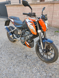 KTM Duke 125 2016