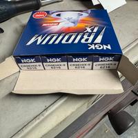 Set 4 candele moto nuove