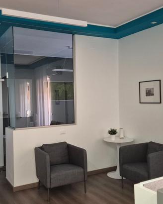 Stanza uso studio e coworking