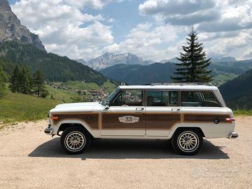 Jeep grand wagoneer Final Edition