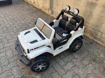 Macchina jeep