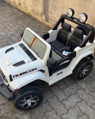 Macchina jeep