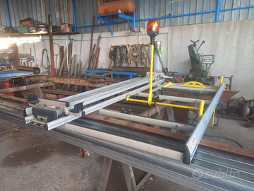 Portapacchi Con Portascala E Lampeggiante Per Volk