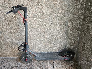 Monopattino elettrico Smartway Woow