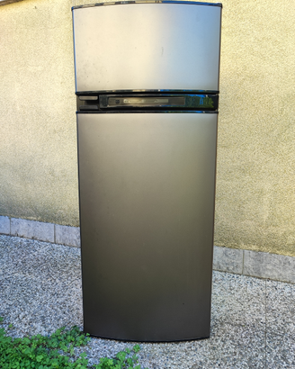 Frigorifero trivalente thetford 149 Litri