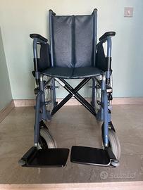 Sedia per disabili e carellino come nuovi