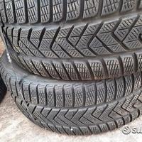 Coppia gomme pneumatici usati 285 40 20 Pirelli
