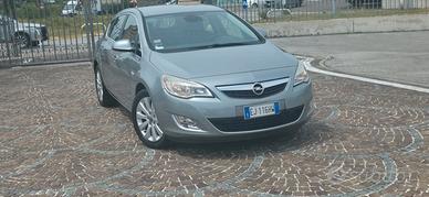 Opel Astra 1.7 CDTI 110CV 5 porte Cosmo