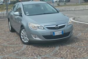 Opel Astra 1.7 CDTI 110CV 5 porte Cosmo