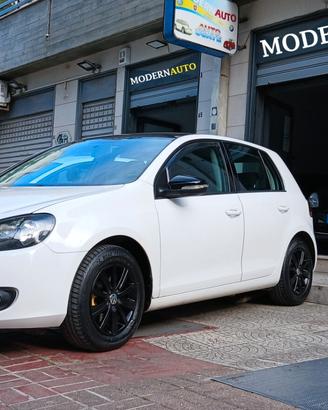 Volkswagen GOLF 1.6 TDI DPF 5p. HIGHLINE