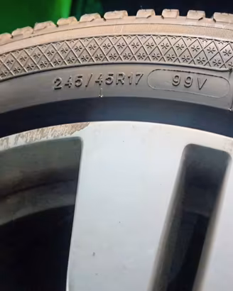 4 ruote invernali Mercedes Km. 1000