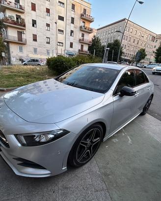Mercedes Classe A 180 Sedan AMG Line